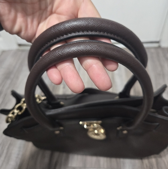 Michael Kors Large Hamilton Chocolate Brown Tote w/ Pad Lock - Picture 11 of 15